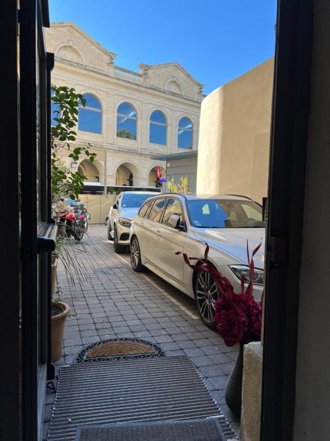 Hotel Abalone - Centre Gare Nimes Exterior foto